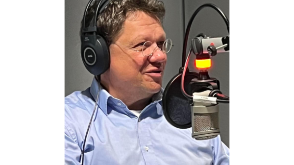 Andreas Philippi im Radiostudio